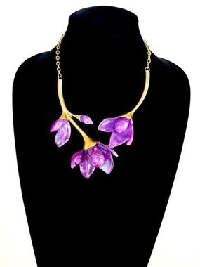 MAGNOLIA DREAMS | NEW Blooming Flower Statement Collar Necklace-Cream or Purple